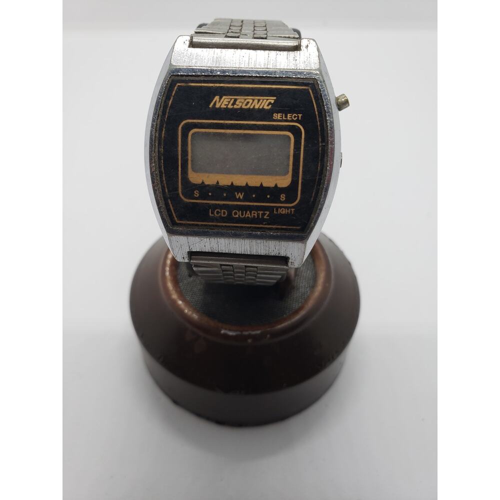 Nelsonic Men's Digital Watch